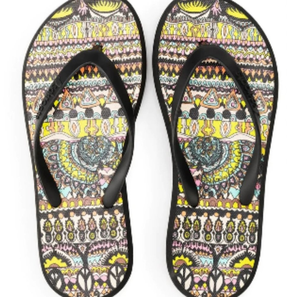 Sakroots Flip Flops Sandals & Mesh Bag NWT